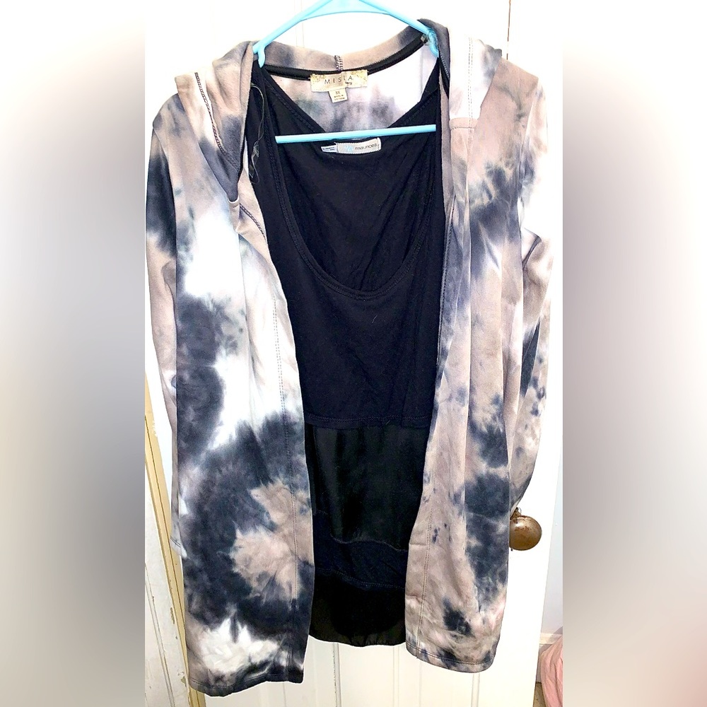 Cardigan sweater with hood